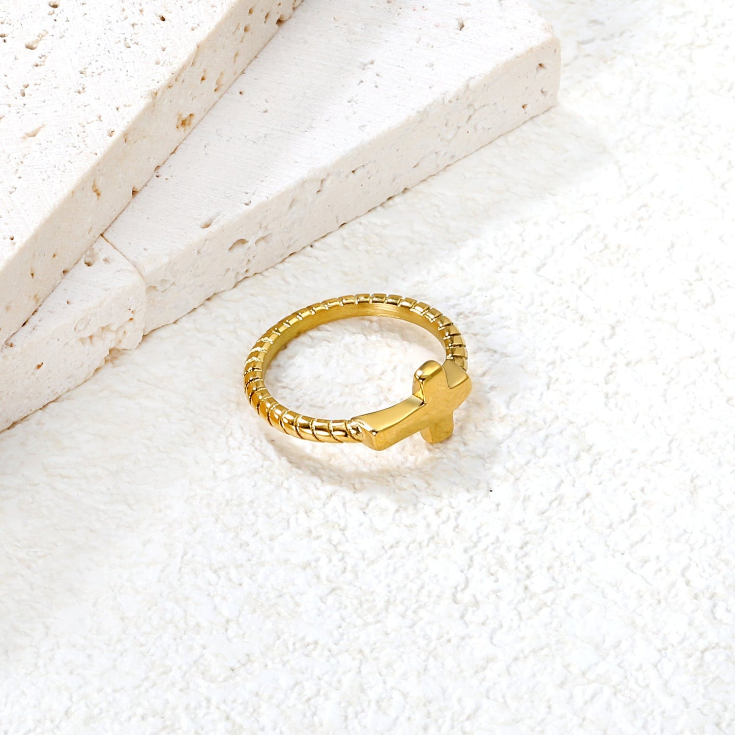 8.1mm Gold Twisted Cross Ring asonjewelry