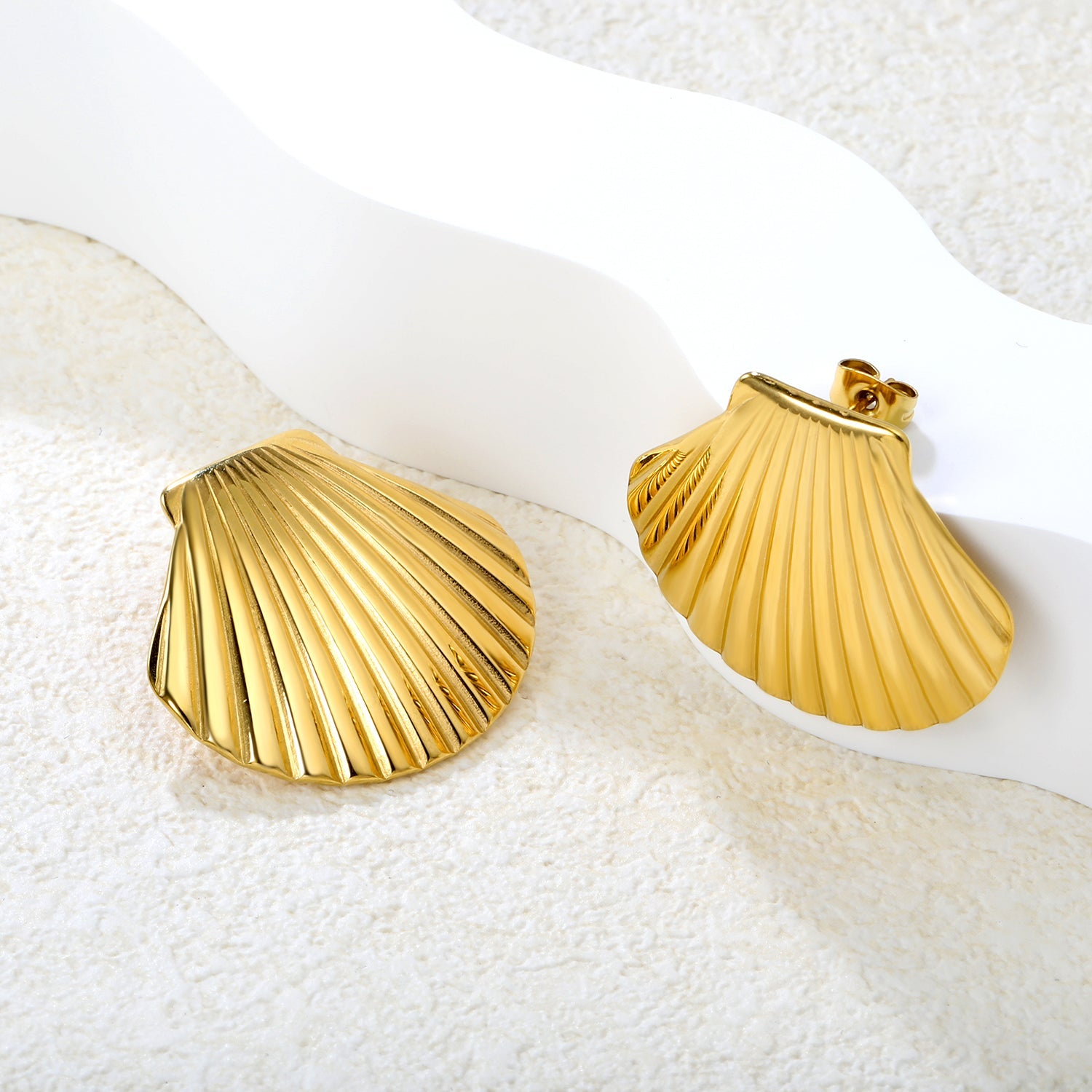 32.4*29.2mm Shell Stud Earrings Steel Gray/Two-Tone/Gold asonjewelry