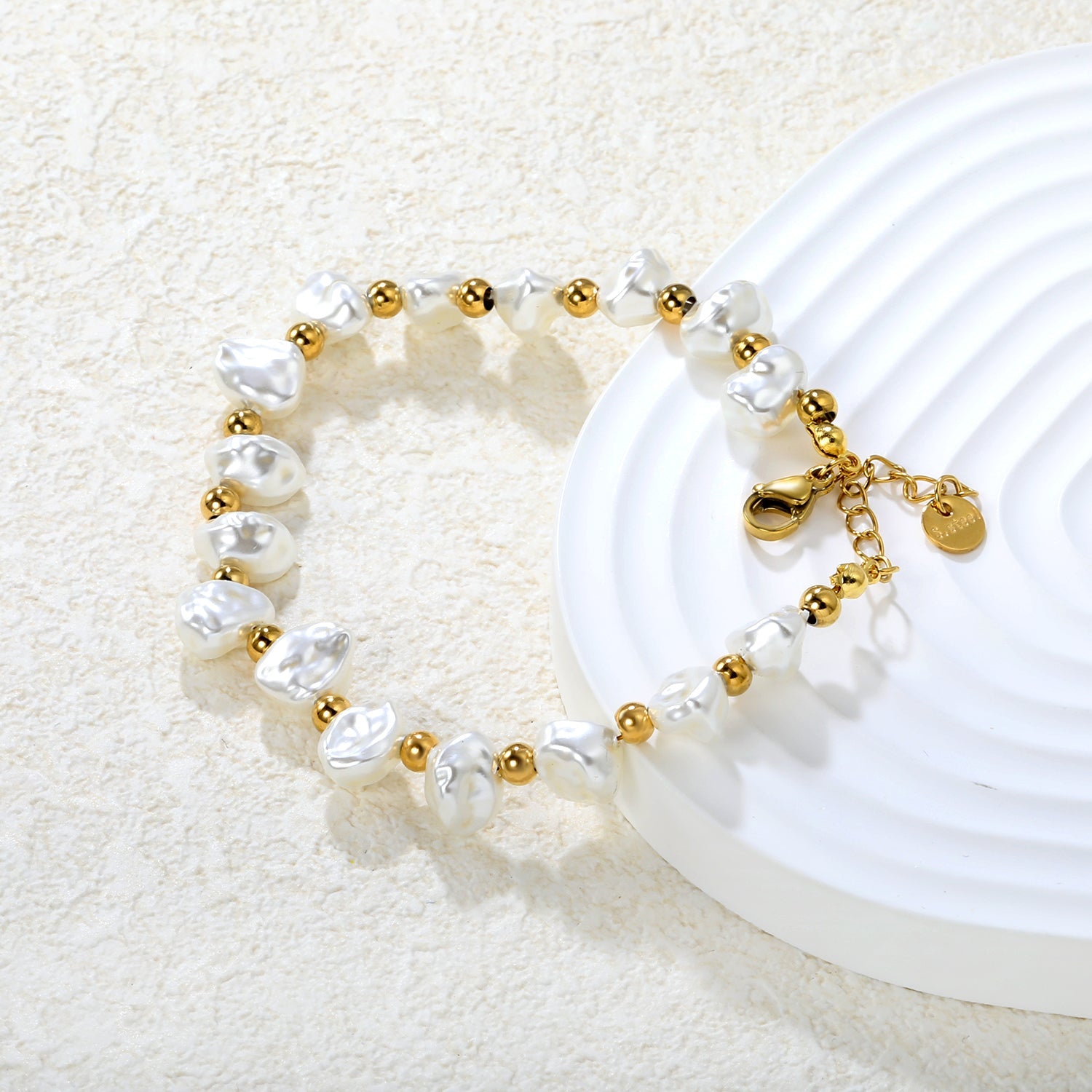 8x9mm Shell-Shaped Bracelet with 4mm Spacer Beads 18+3cm Length + Round Tag Steel Gray/Gold asonjewelry