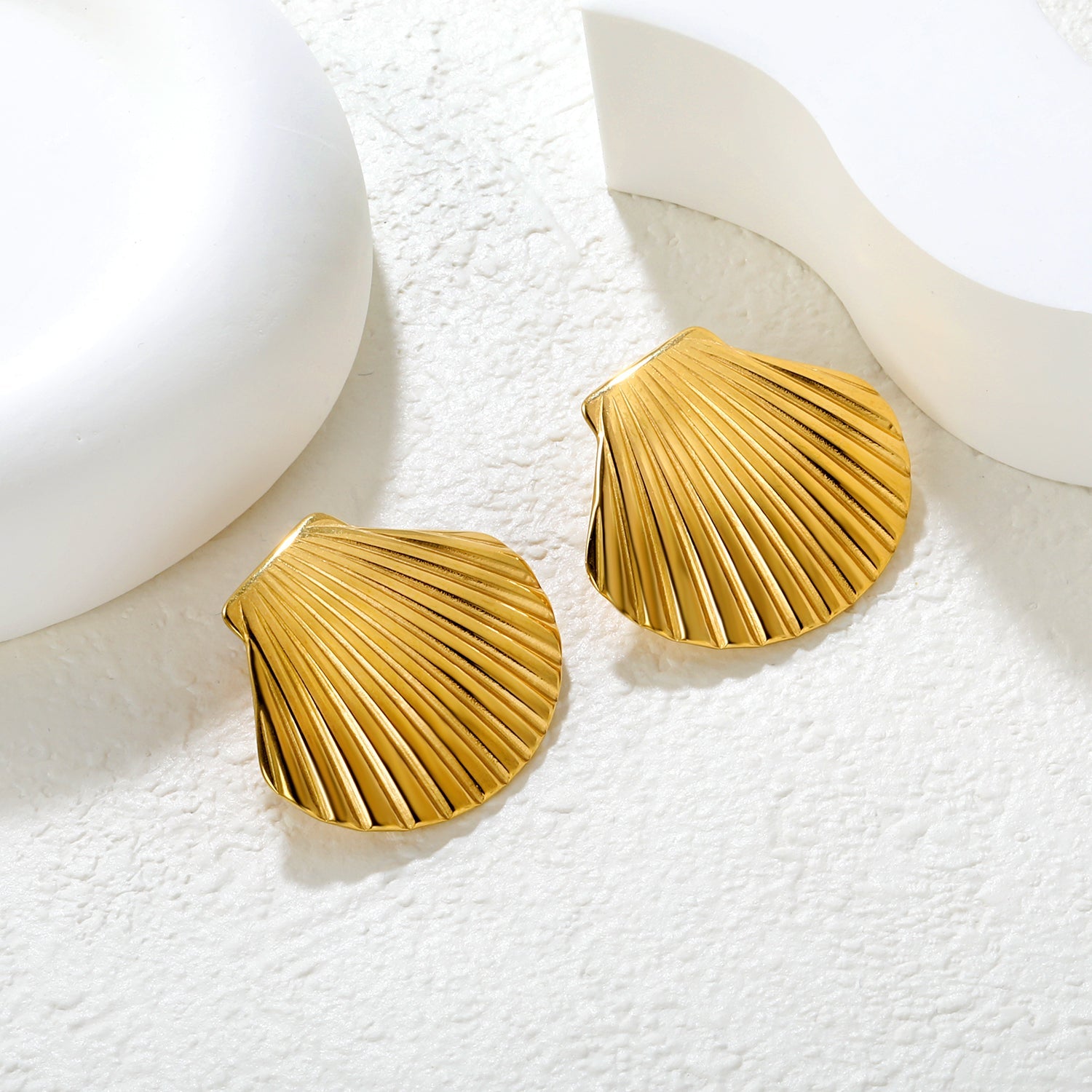 32.4*29.2mm Shell Stud Earrings Steel Gray/Two-Tone/Gold asonjewelry