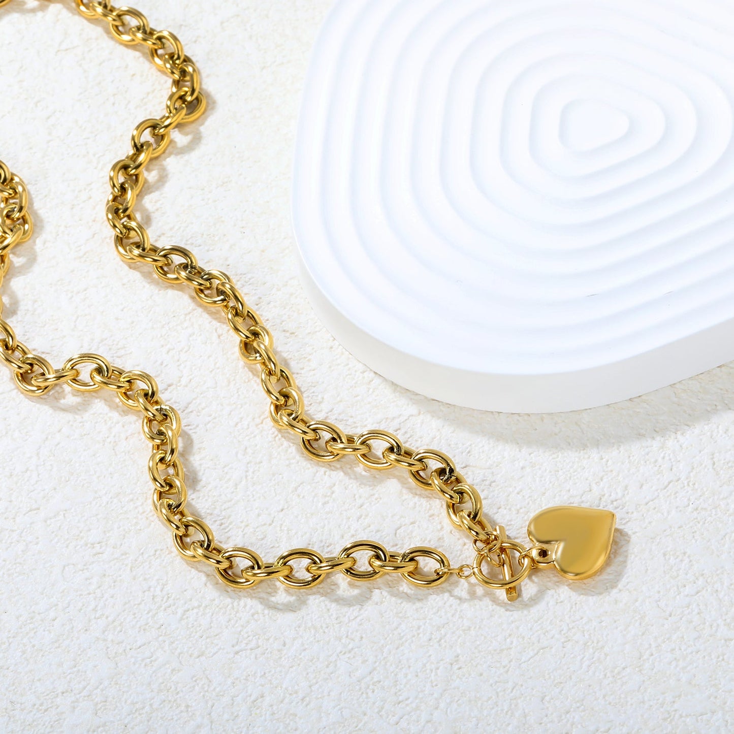OT Oversized Chain Heart Pendant Necklace, Gold asonjewelry