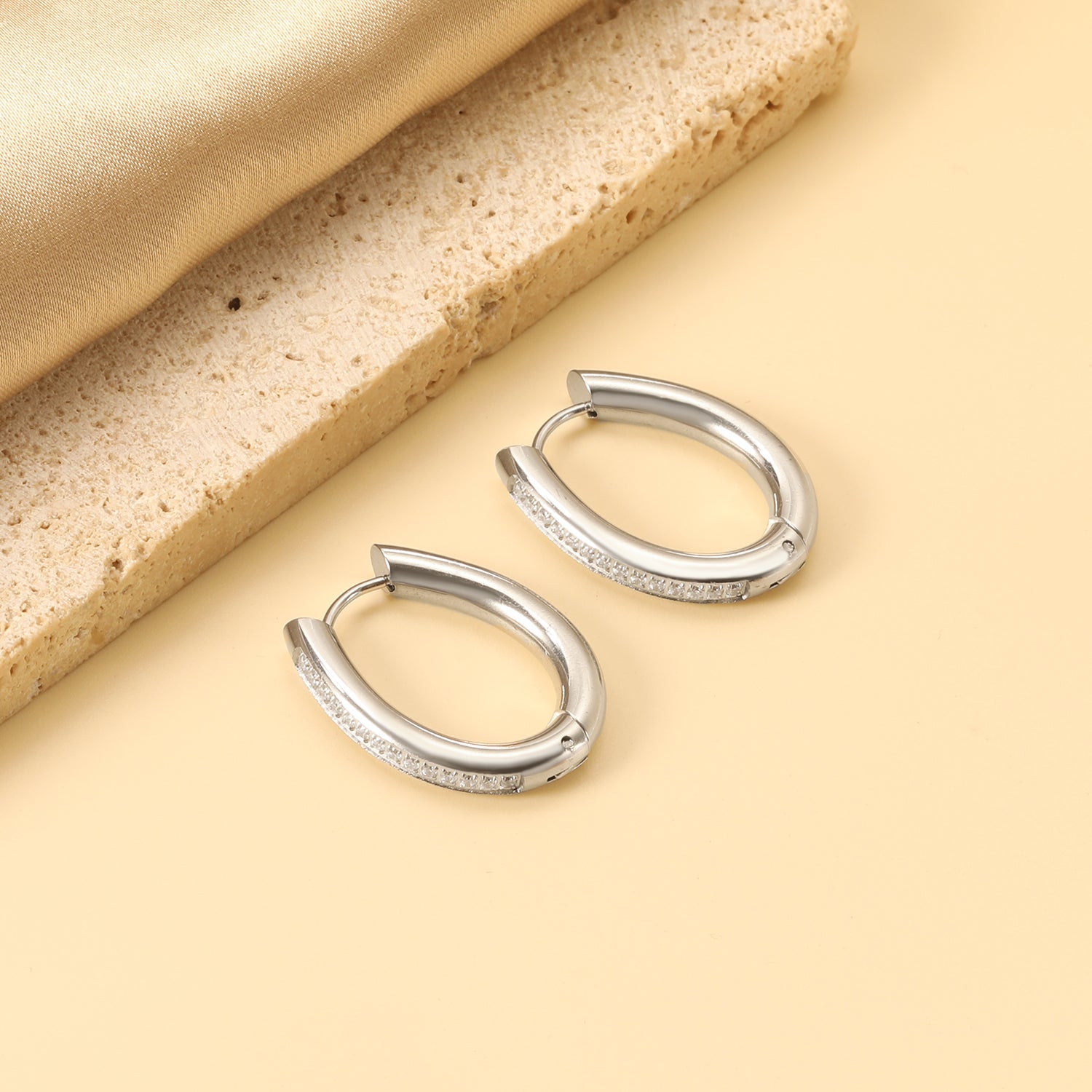 Oval Earrings with Diamonds 20.6*25.8mm asonjewelry