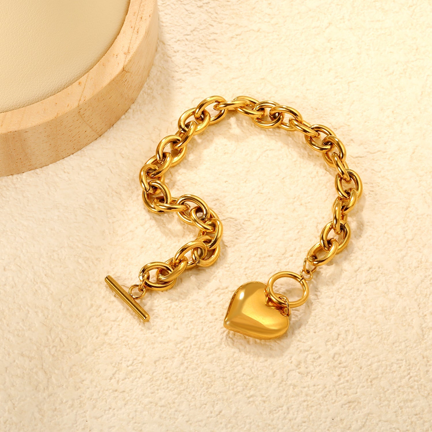 Heart Oversized Chain Bracelet Gold asonjewelry
