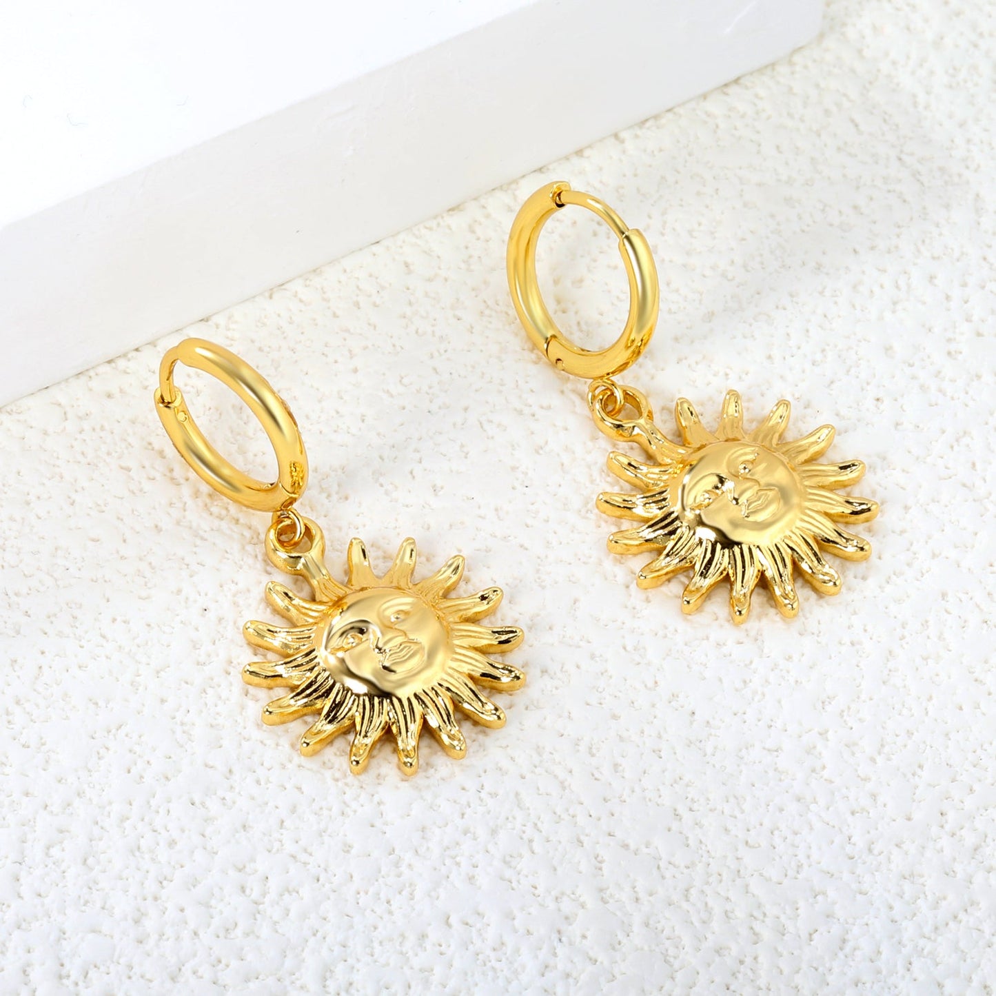 2.0*Inside 10mm earrings + diameter 19mm sun pendant earrings Gold color asonjewelry