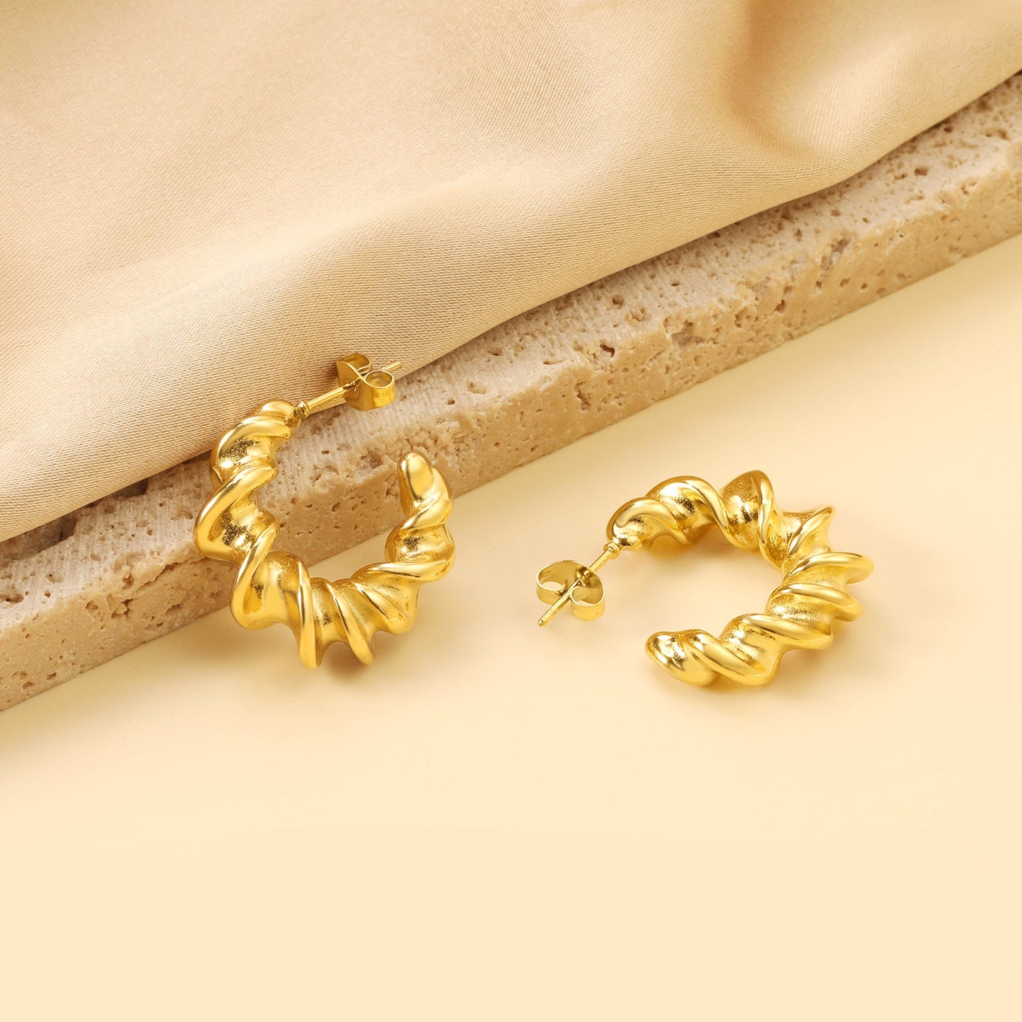 C-shaped spiral ear clips 7.6*36.5mm asonjewelry