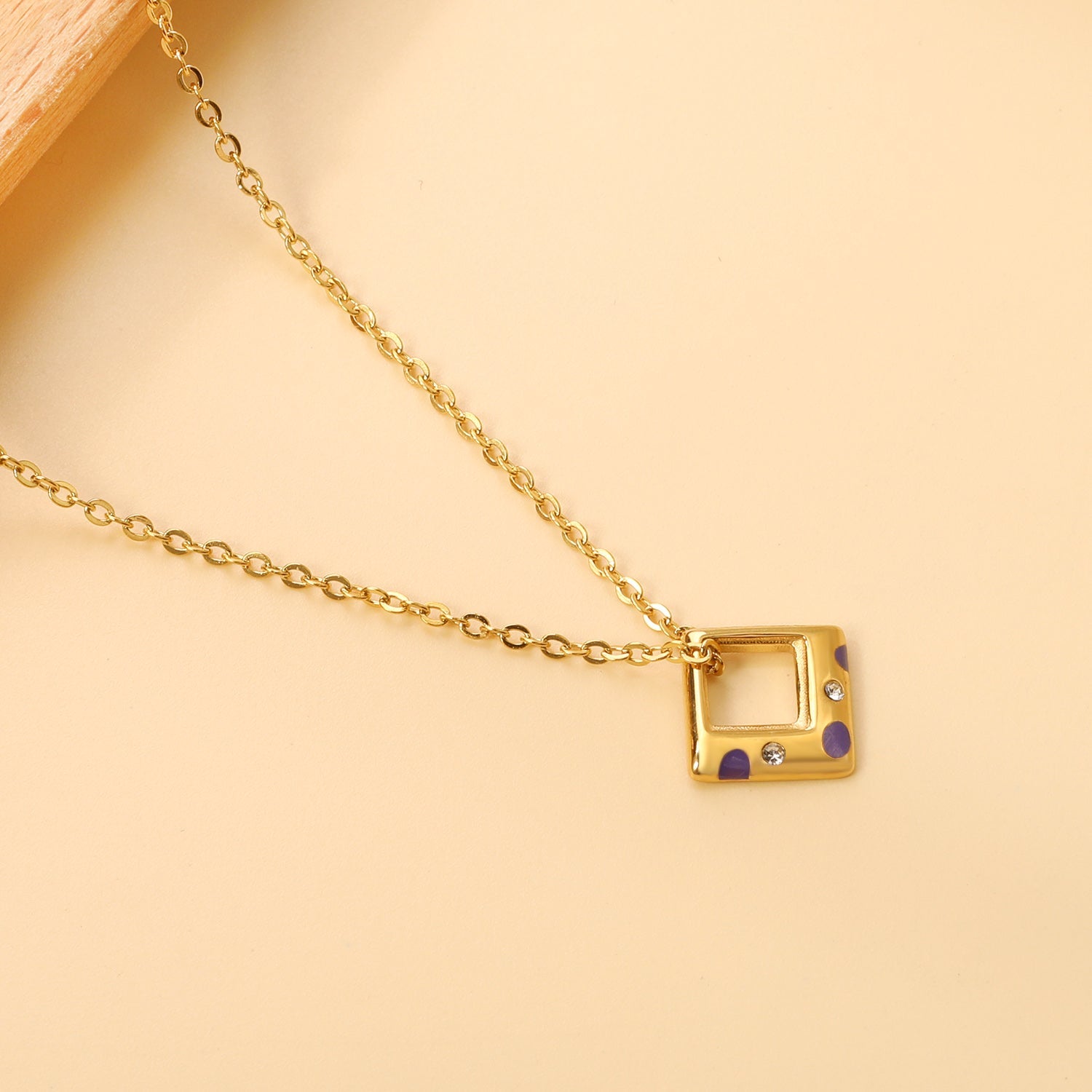 Orthorhombic with purple drop oil with 2 white diamonds pendant 15*14.3mm necklace 39+5cm asonjewelry