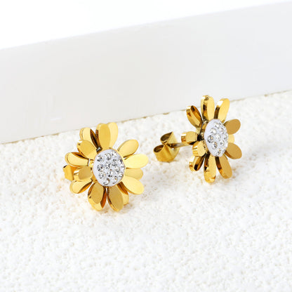 Daisy with White Clay White Diamond Earrings 14.8*14.8mm Gold Color asonjewelry