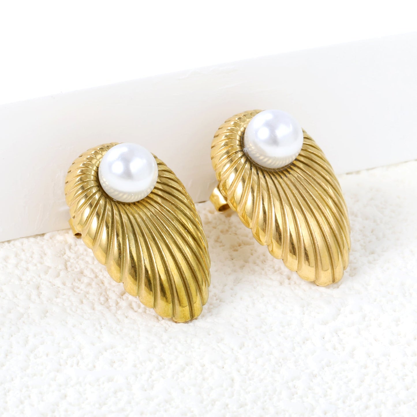 Oval Leaf with 1 White Pearl Stud Earrings 15.2*24mm asonjewelry