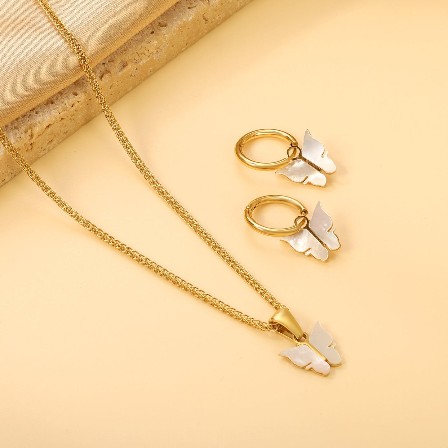 11*10.5mm Butterfly with White Shell Set asonjewelry