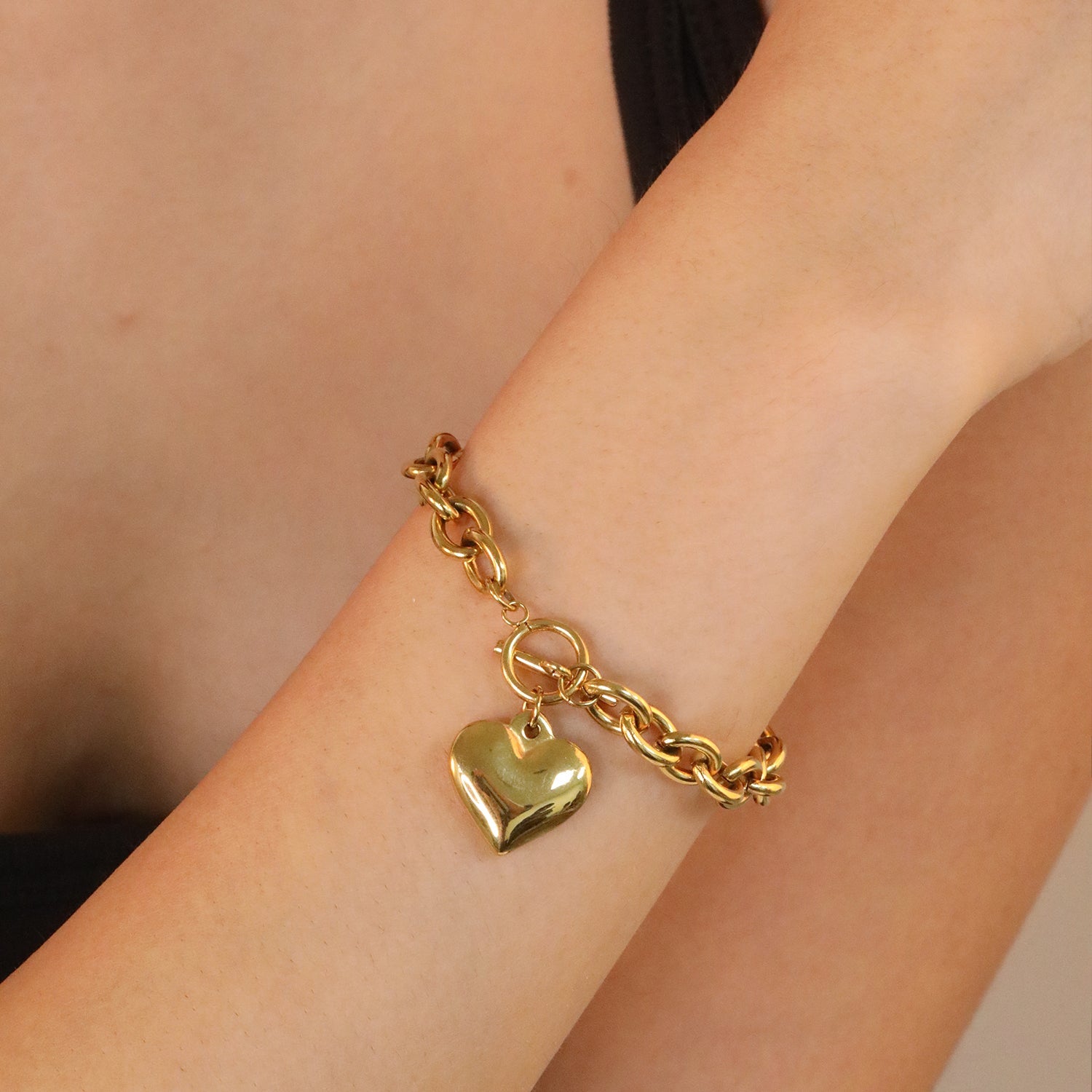 Heart Oversized Chain Bracelet Gold asonjewelry