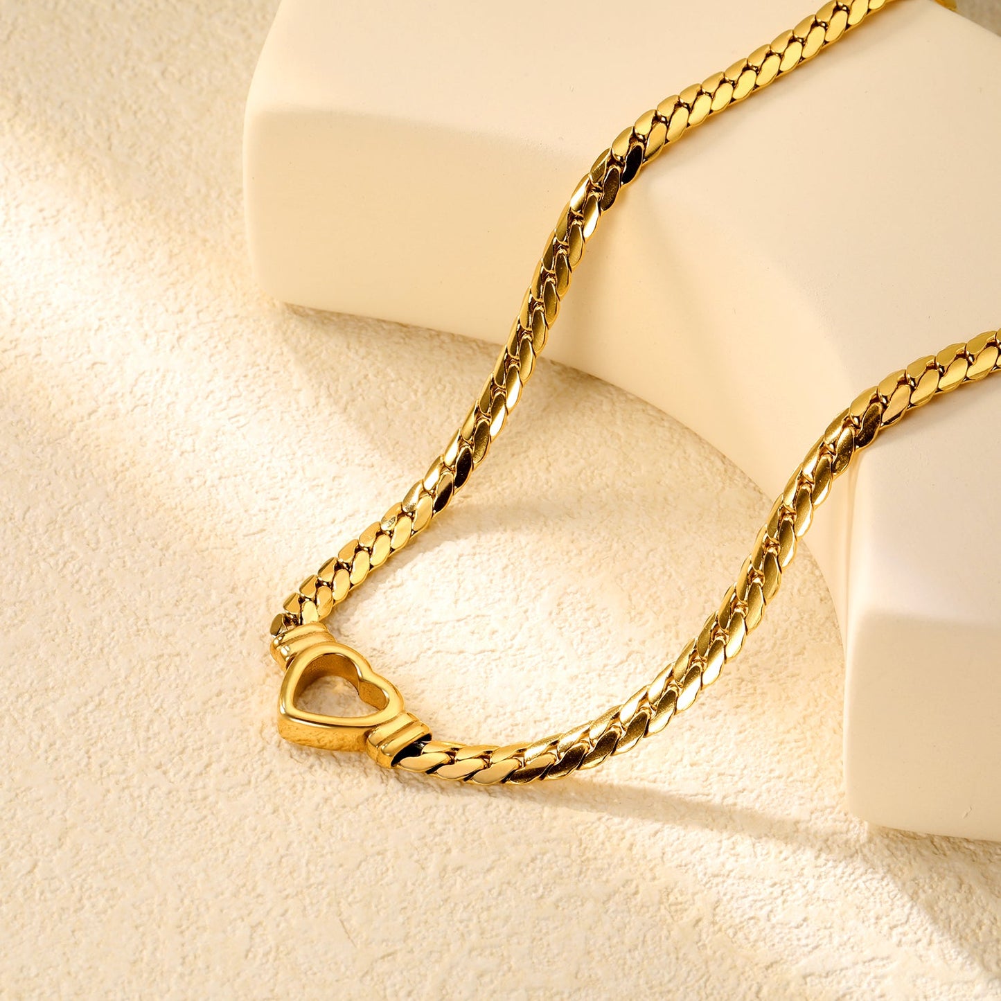 16.2 x 15mm hollow heart-shaped pendant with 6mm gold dragon chain, 40+5cm+6mm round pendant necklace, gold asonjewelry