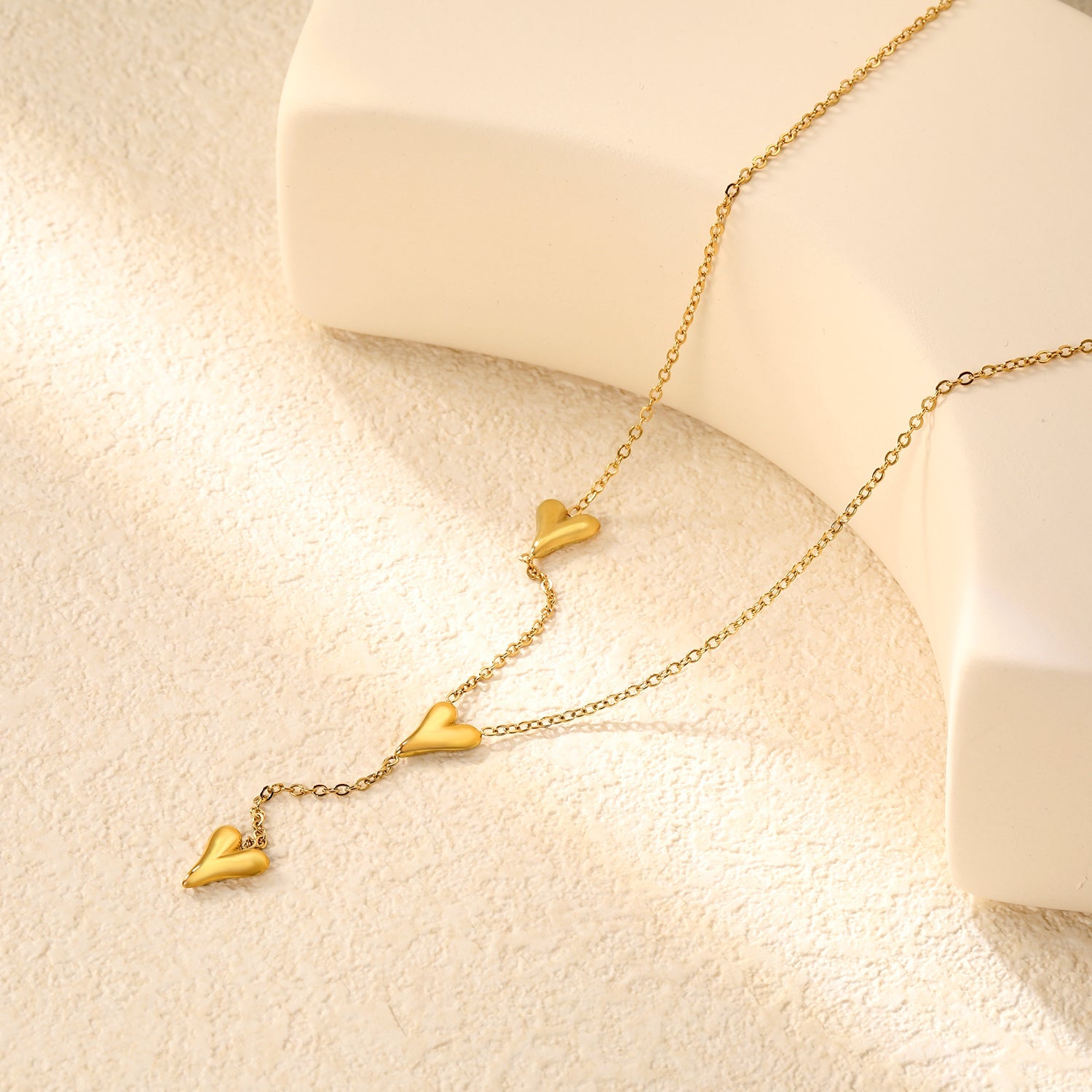 Wholesale 8 x 10.2mm 3 heart-shaped accessories 40+5cm+6mm round pendant necklace, gold asonjewelry