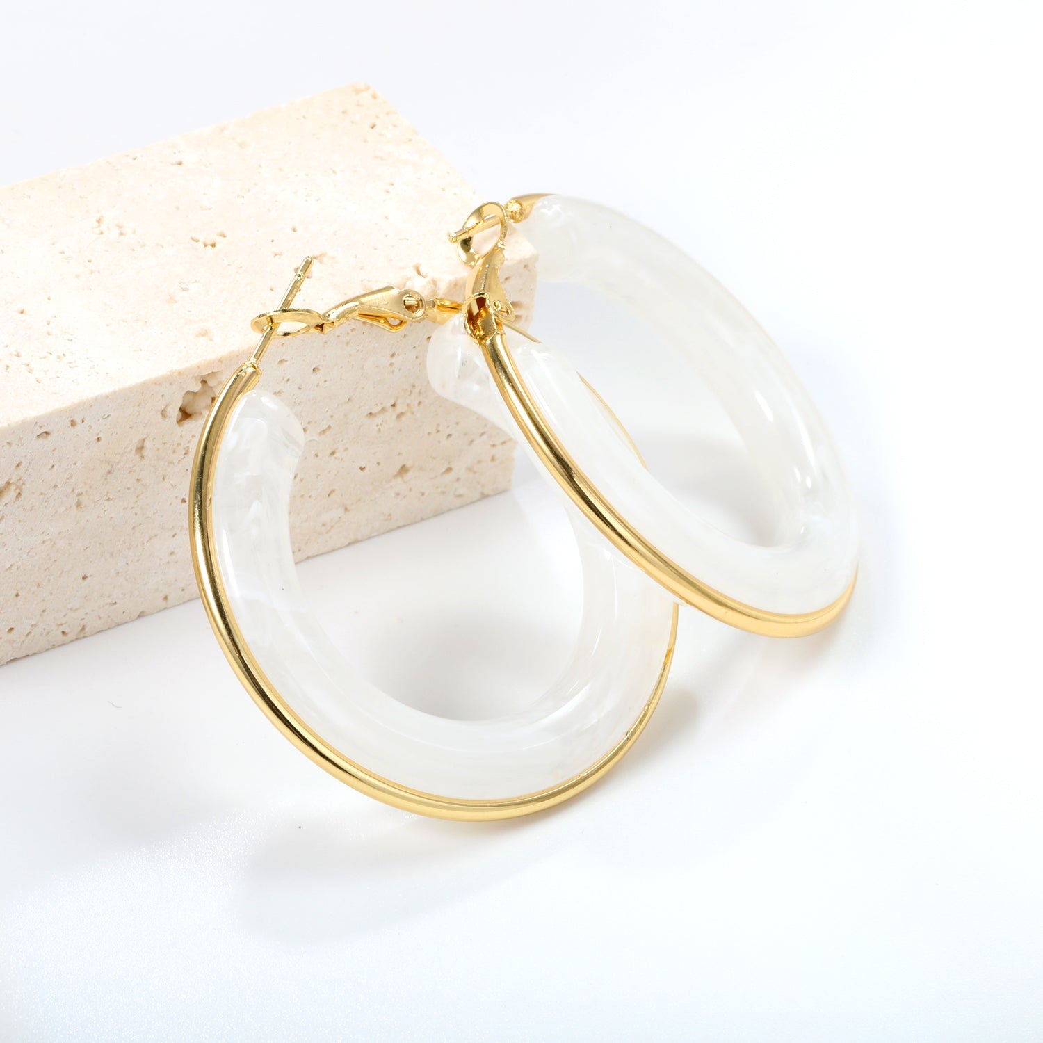 Round with White & Black & Green & Coffee Resin Loop Earrings 6.1*41.5mm asonjewelry