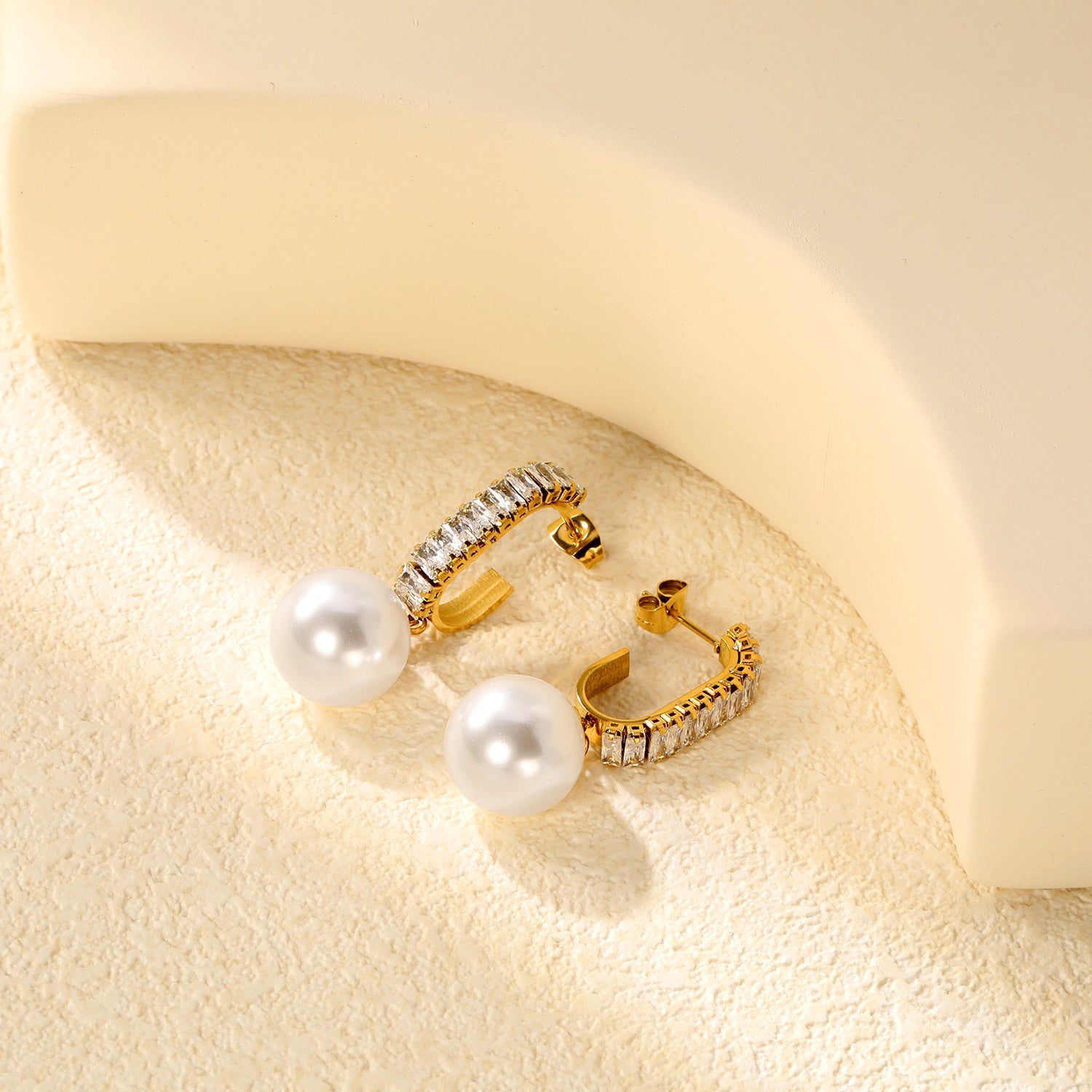 13.9mm imitation pearl pendant + 4.8*21.6mm C-shaped with white diamonds circle Earrings Golden asonjewelry