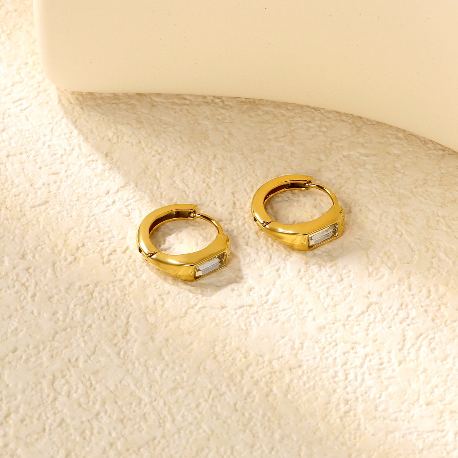 3.5 x 7.7 mm square-shaped imitation white Czech diamond earring, ear hook 2.2 x inner diameter 10 mm, earring, gold color asonjewelry