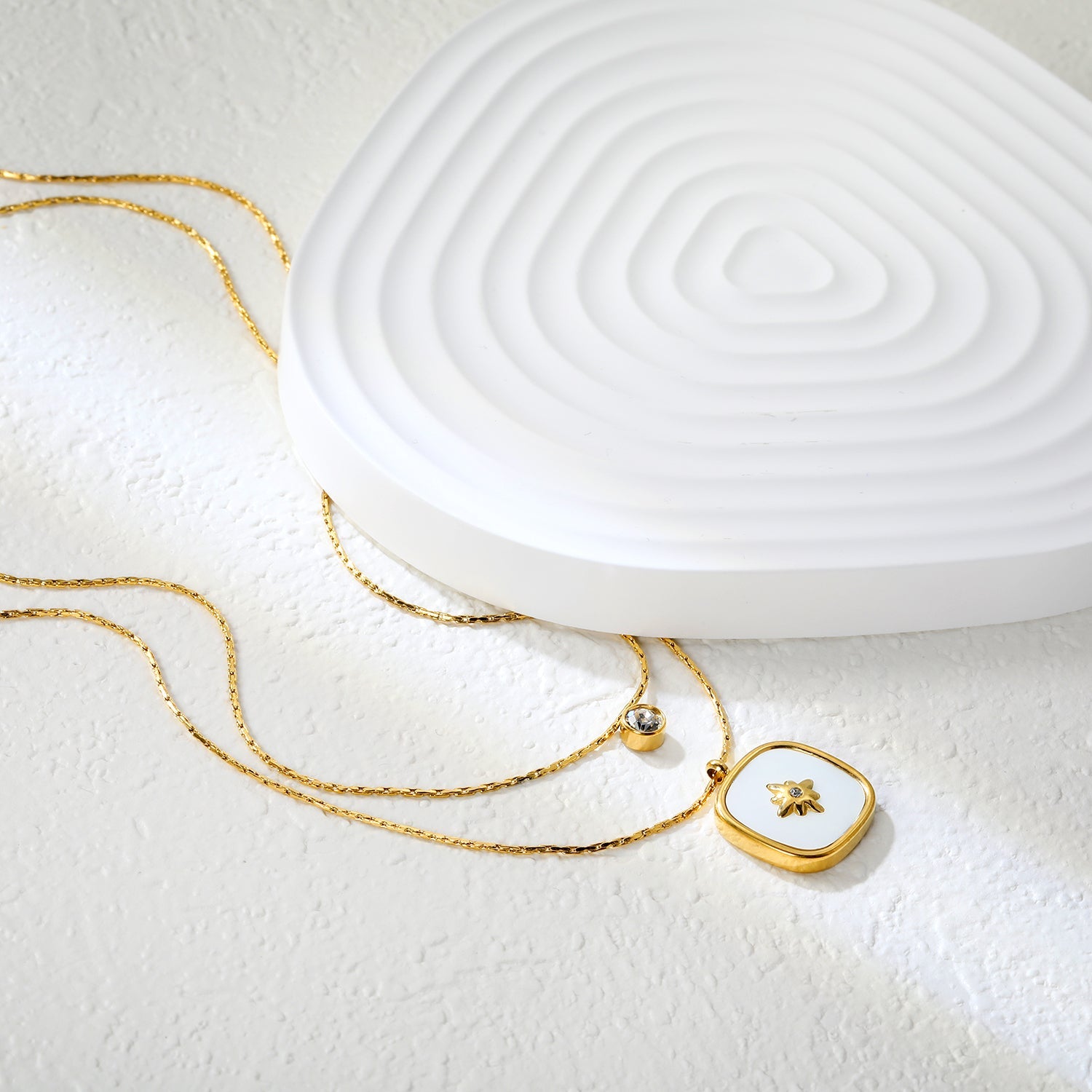 5mm cylindrical white diamond + 16mm square white diamond and white shell 0.9 hammer square chain 50+40+5cm + 6mm round tail tag double chain necklace gold asonjewelry