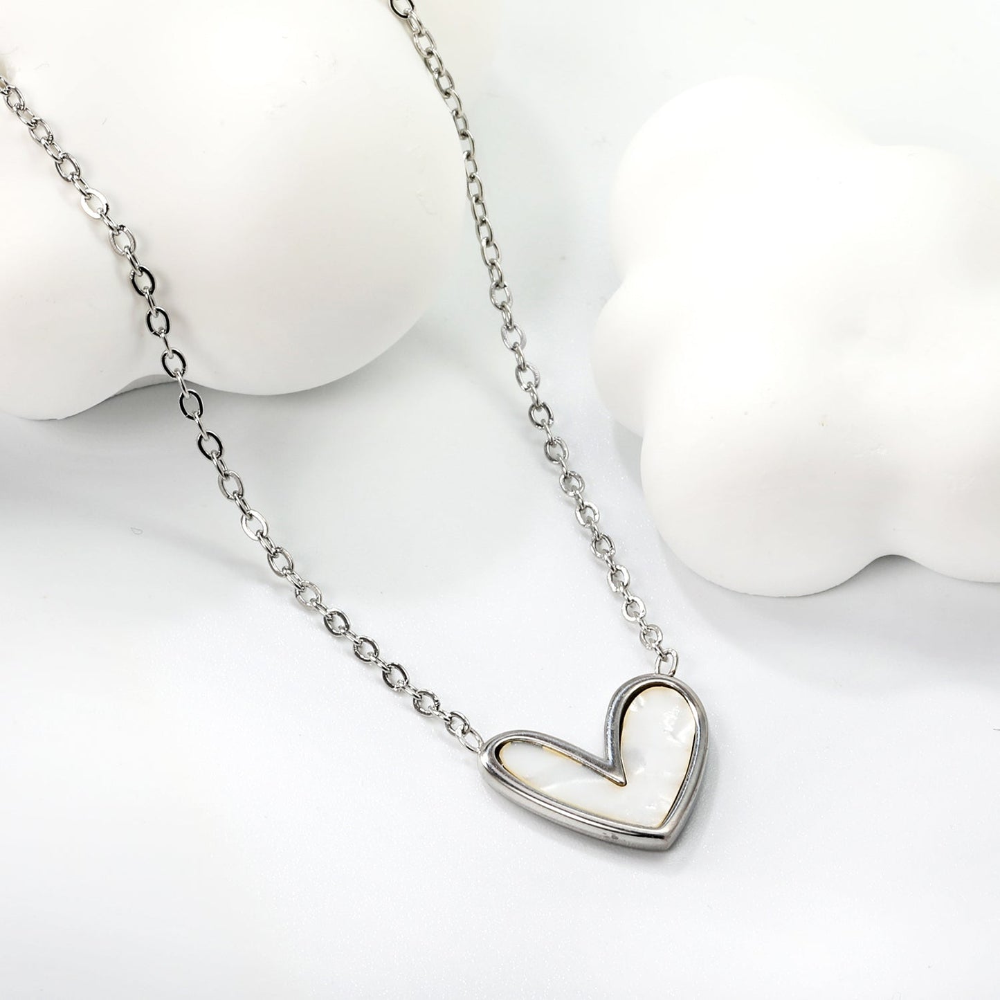 White Shell Heart Pendant Necklace 40+5cm asonjewelry