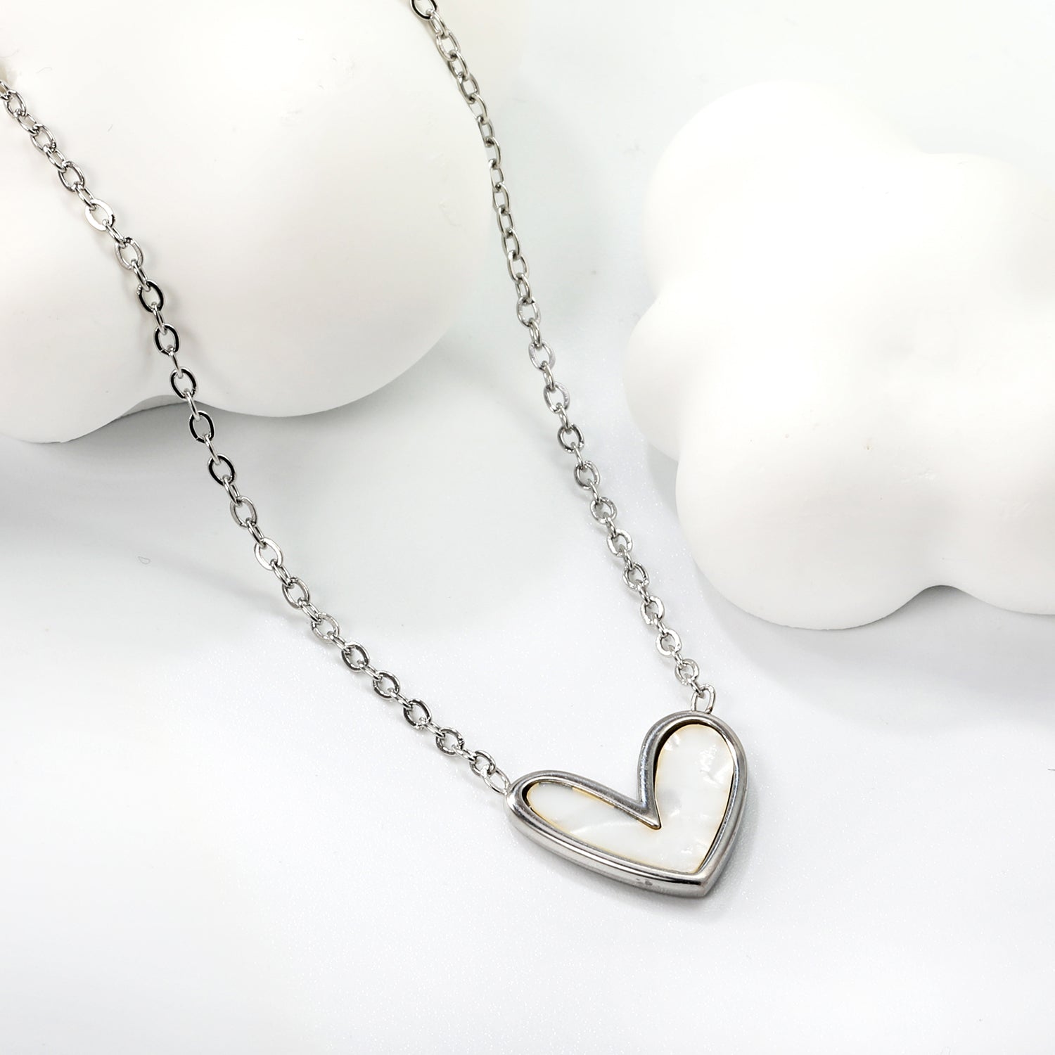 White Shell Heart Pendant Necklace 40+5cm asonjewelry