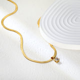 5.9 mm round white diamond pendant, 3.2 mm blade chain 40 + 5 cm + 6 mm round tail tag necklace, gold