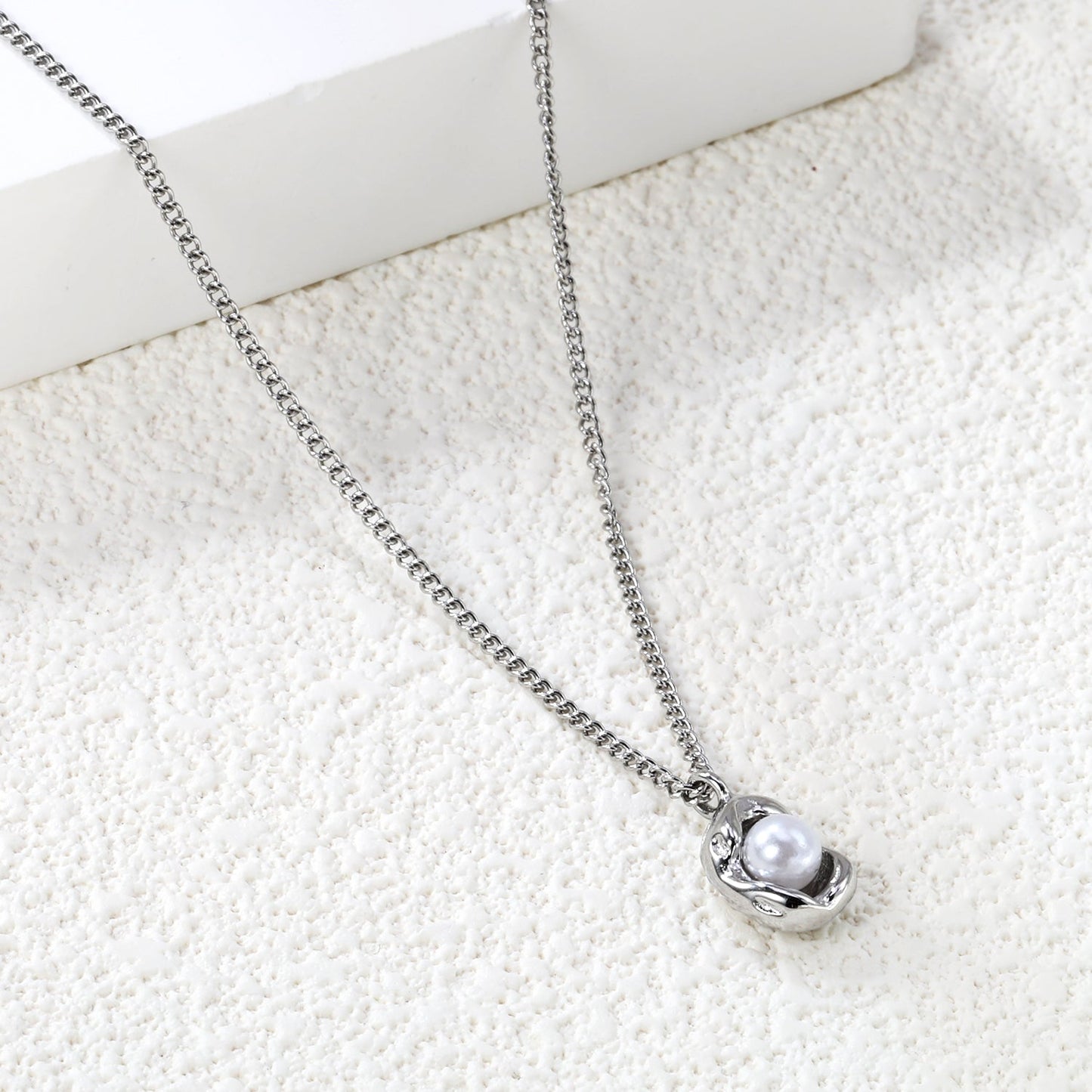 Shaped pendant with white pearl necklace 40+5cm asonjewelry