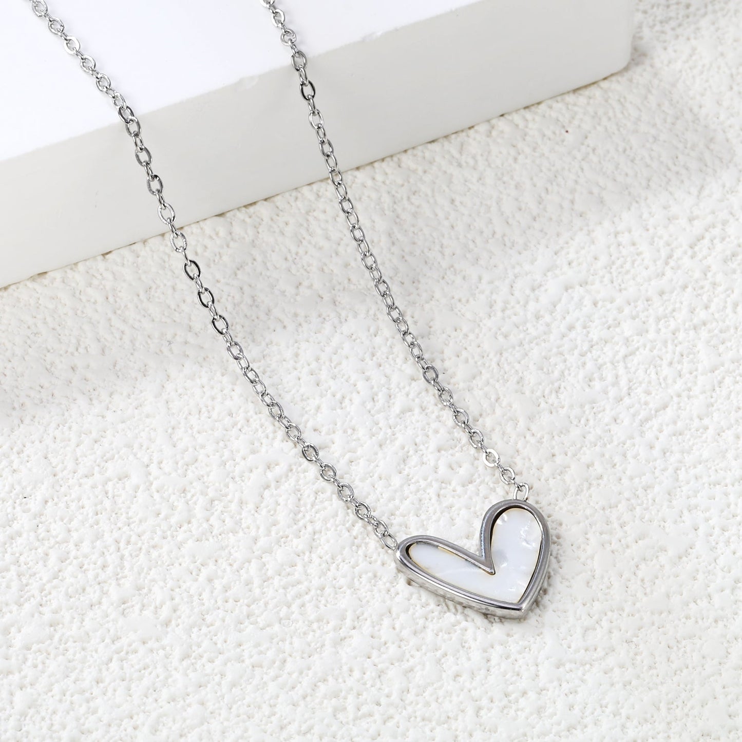 White Shell Heart Pendant Necklace 40+5cm asonjewelry