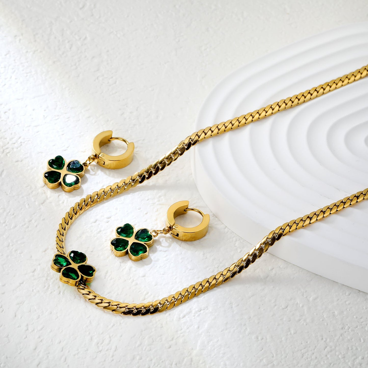 Quadruple Leaf Zirconia Necklace Earrings Set Gold Earrings: 13.4*13.6mm Pendant: 12.1*12.1mm3.8mm Gold Dragon Chain 40+5cm+11.2*3.7mm Square Tail Plaque asonjewelry