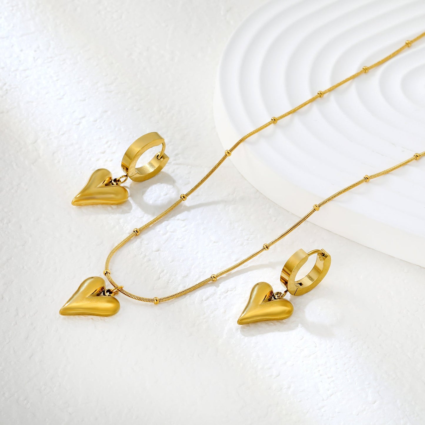 Pointed Heart Set Gold Earrings: 12.1*14.7mm Pendant: 12.1*14.7mm0.9 Round Snake Chain 42+5cm+6mm asonjewelry