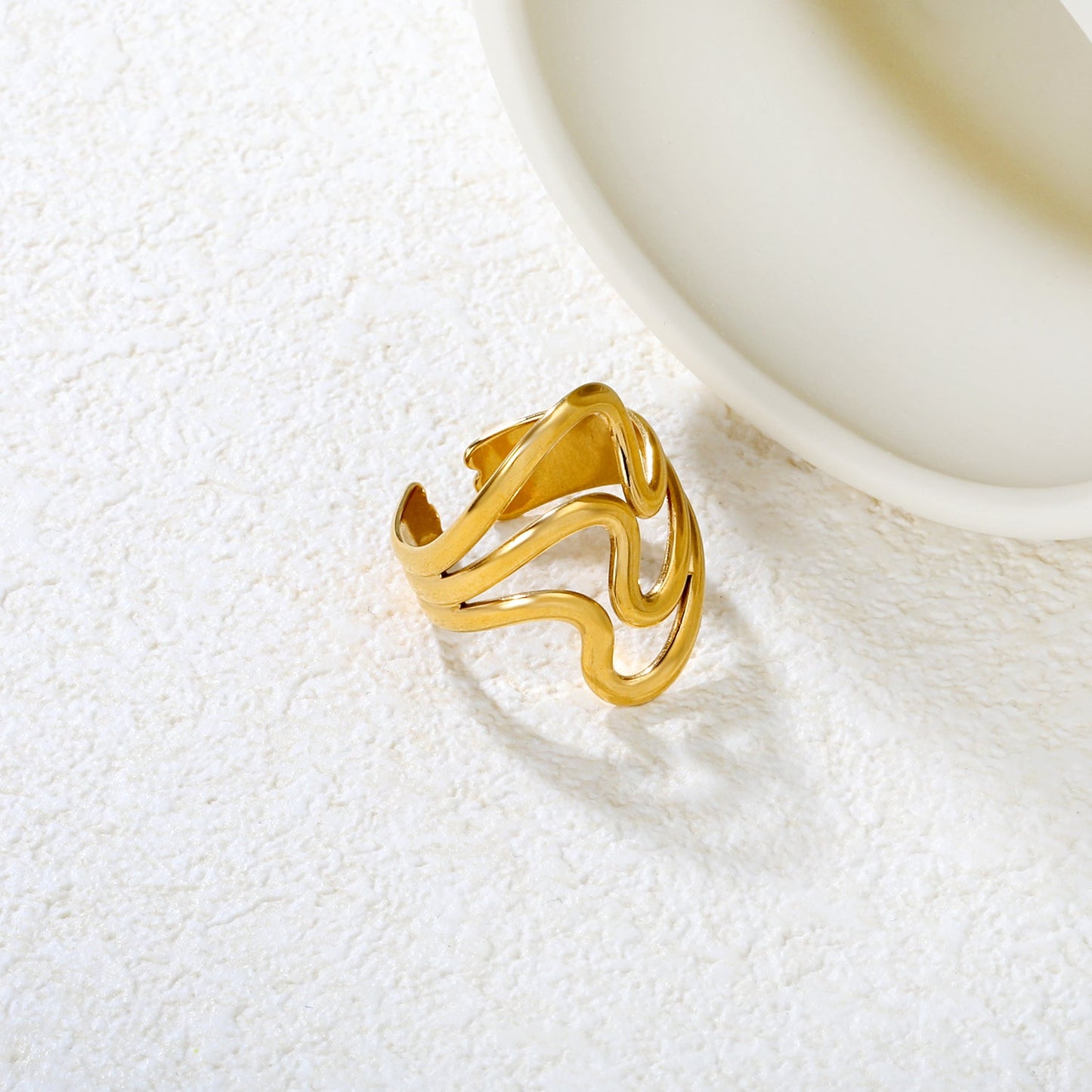 Wavy Curved Open Ring Gold 8 asonjewelry