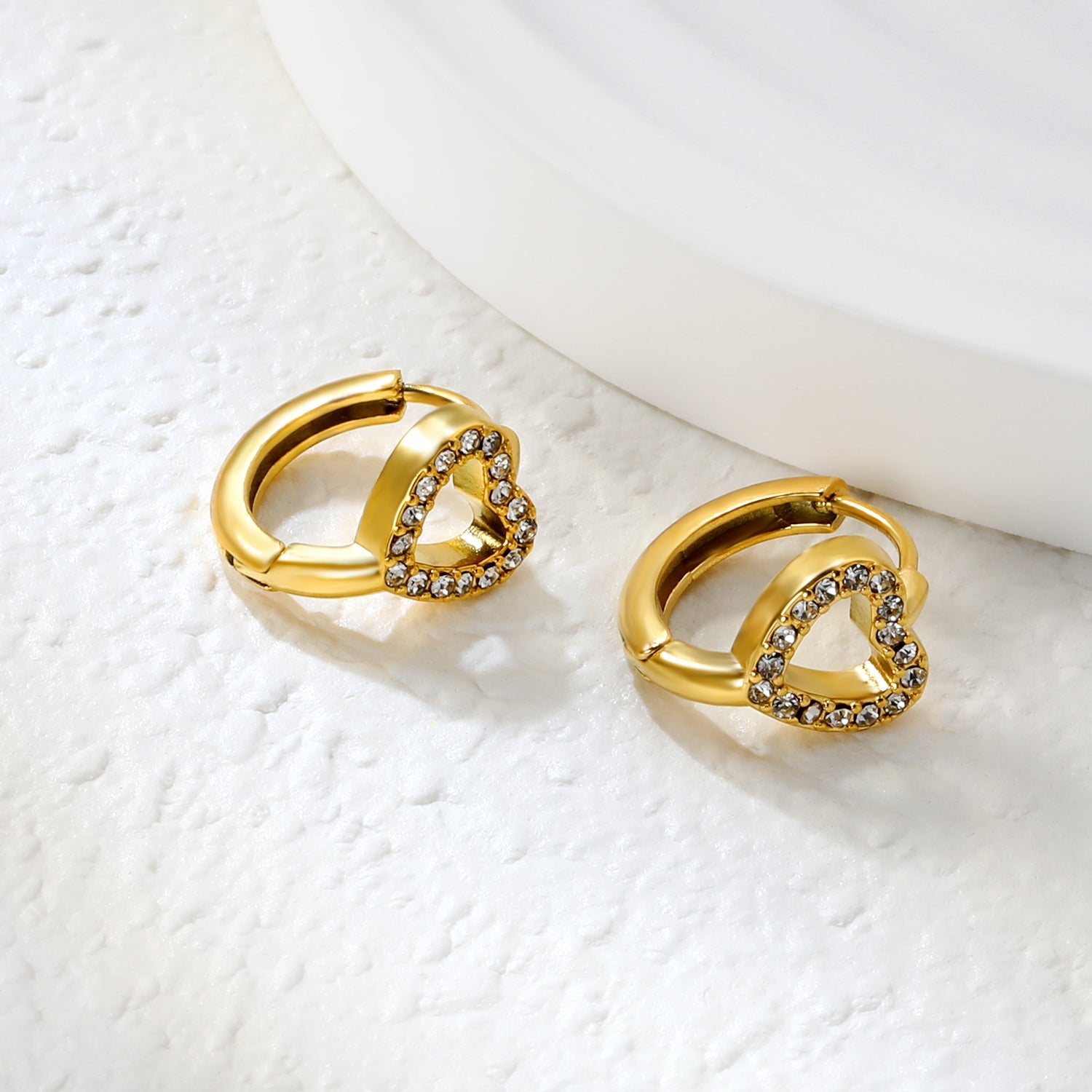 8.9 x 7.8mm heart-shaped openwork with white zirconia, ear hook 2.2 x inner diameter 10mm, gold earrings asonjewelry