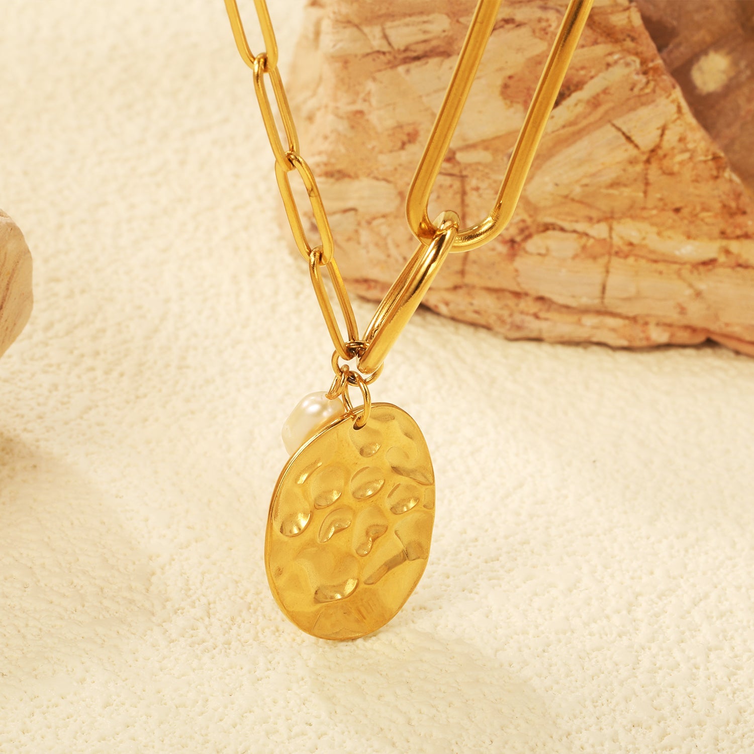 18.8*24.8mm Oval Plaque + 5.3*8mm Freshwater Pearl Pendant 45+5cm+6mm Round Plaque Necklace Steel/Golden asonjewelry