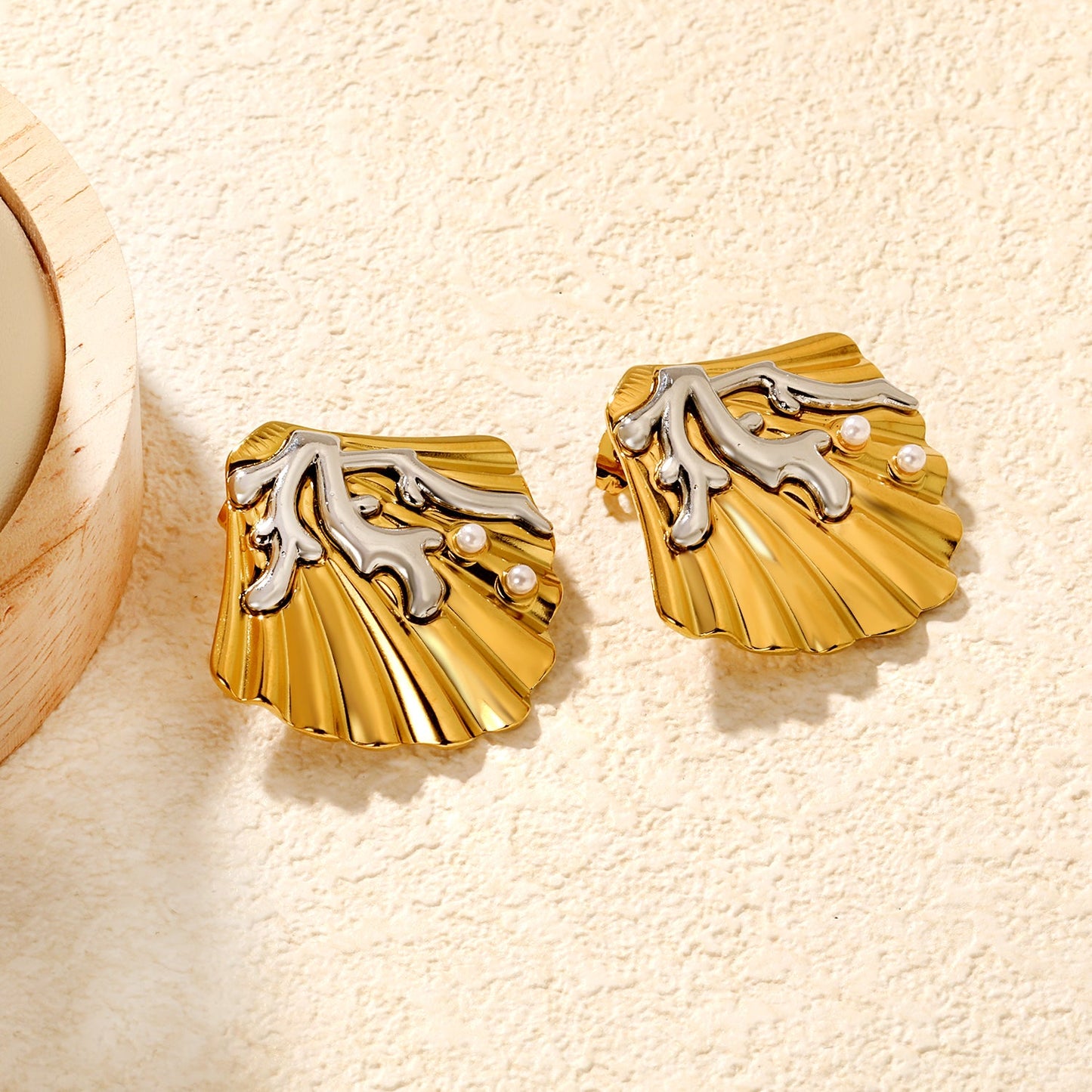 34.7mm*33.5mm Pearl Coral Shell Stud Earrings, Two-tone Gold asonjewelry