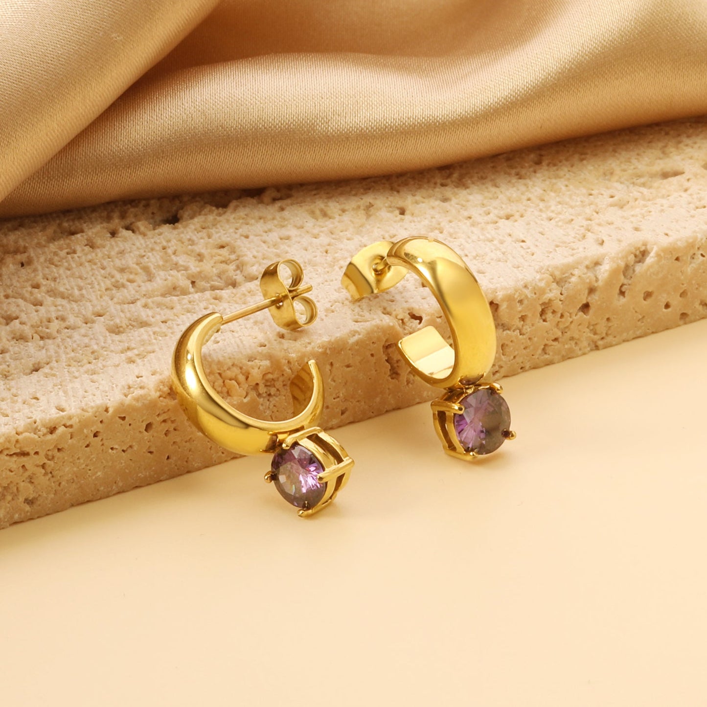 4.3*15mm C-shaped hoop with four scratches round white&black&purple&pink&green diamond stud earrings 6.2mm asonjewelry