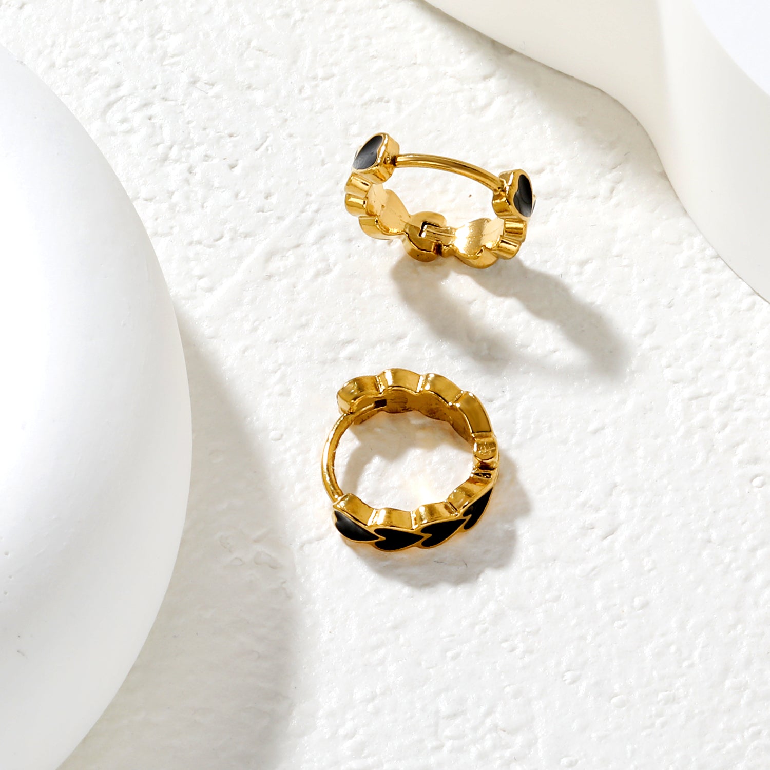 4*14mm Black/Pink/Blue/Orange Teardrop Heart Stud Earrings in Gold asonjewelry