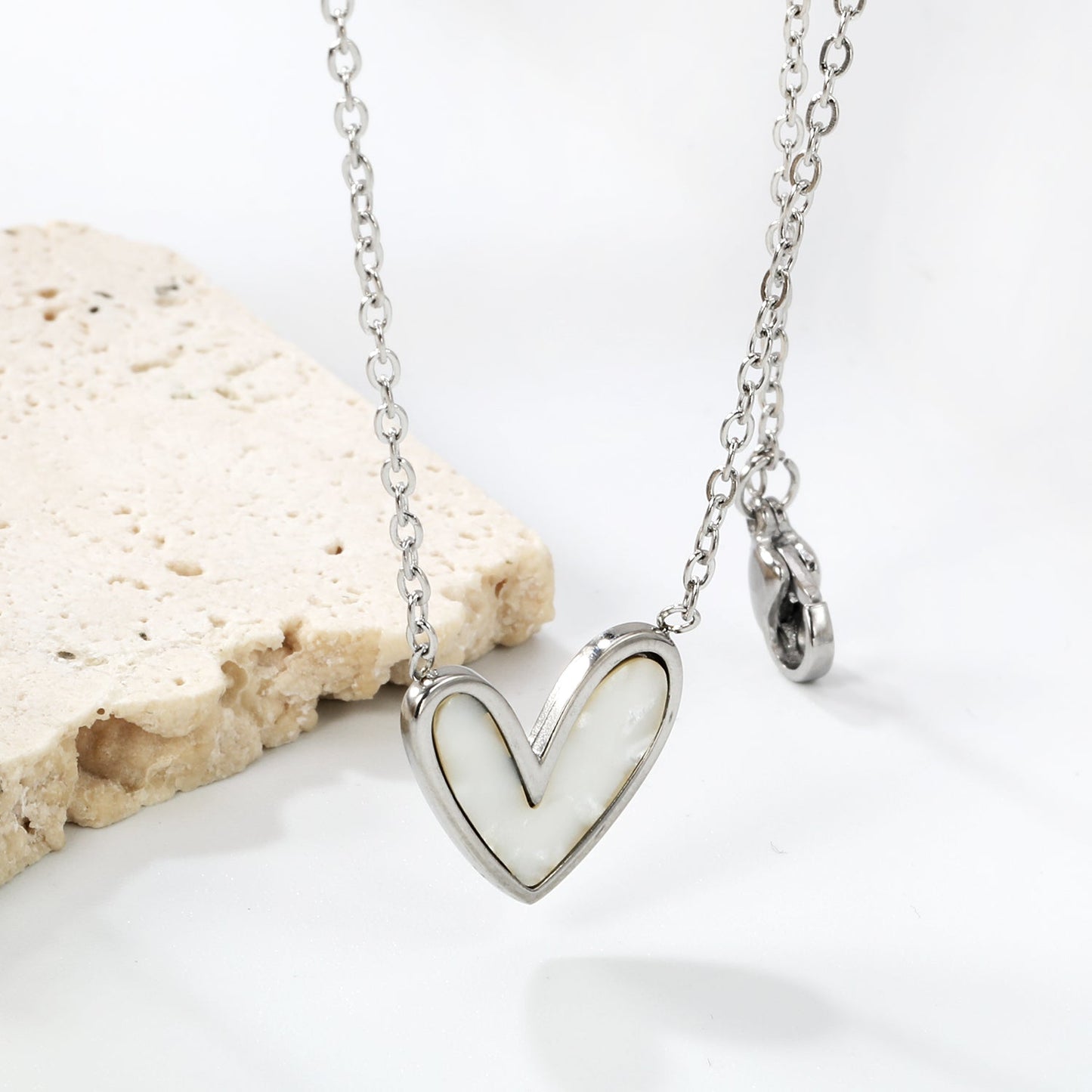 White Shell Heart Pendant Necklace 40+5cm asonjewelry