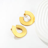 29*30mm Polished Irregular C-Shaped Stud Earrings in Gold