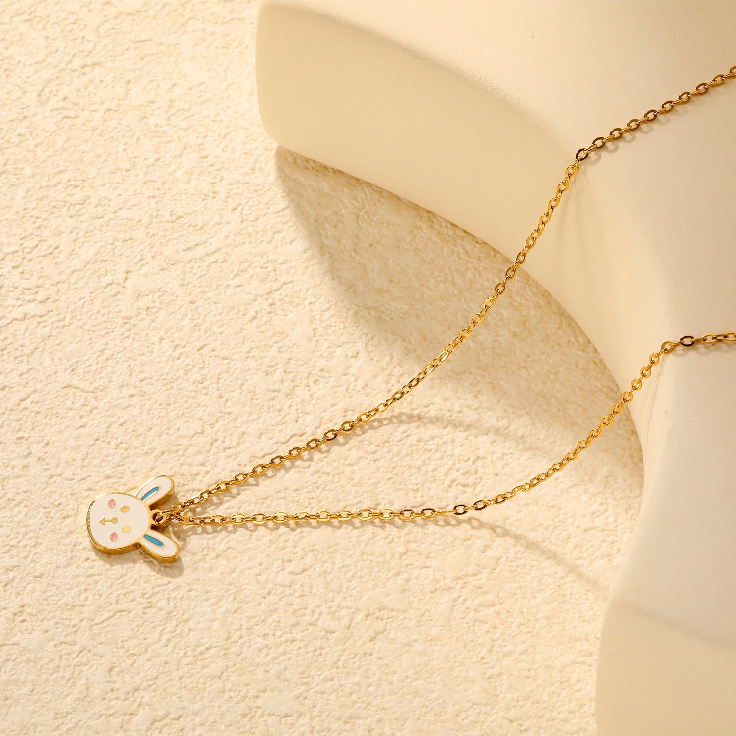 14.7*13.1mm Rabbit Pendant 0.4 Cross Chain Round Tag Necklace Gold asonjewelry