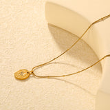 Irregular Oval Eight-Pointed Star Pendant with Diamonds 0.9mm Round Snake Clasp Small Bead Round Tag Necklace Gold