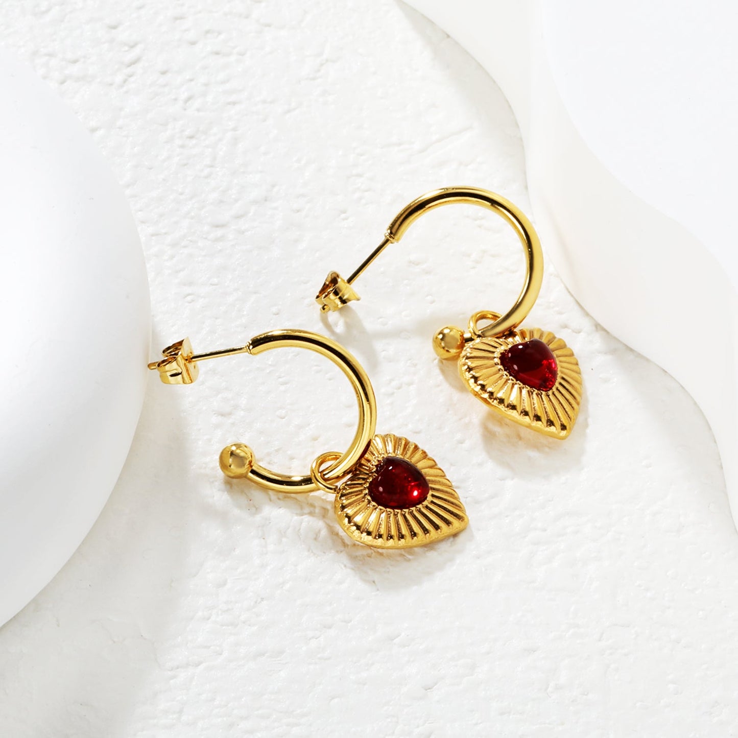 2.0mm*Outer Diameter 18mm 15.2mm*14mm Heart-Shaped Red Agate Stone Earrings, Gold asonjewelry
