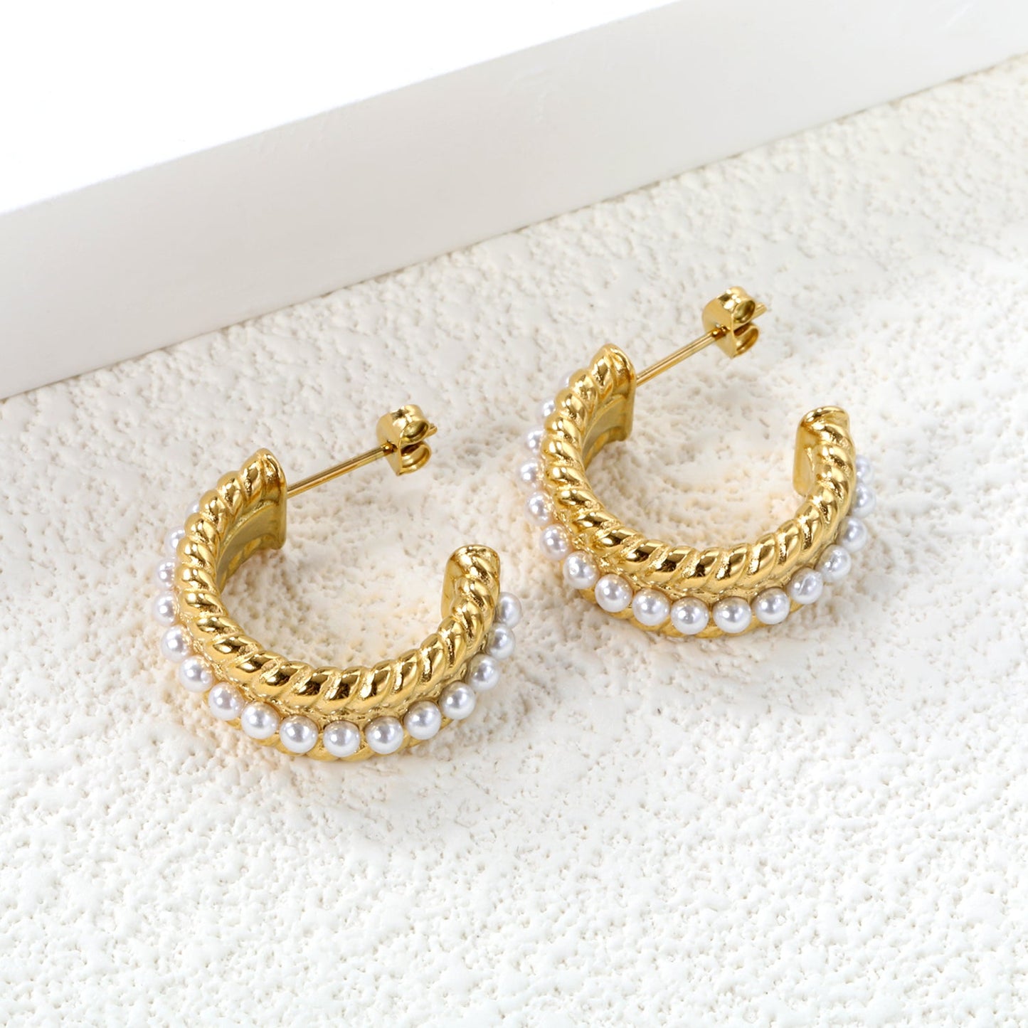 Half Round Twisted Lace Ear Clips with 17pcs 2.5mm White Pearls 8.6*20.6mm Gold Color asonjewelry