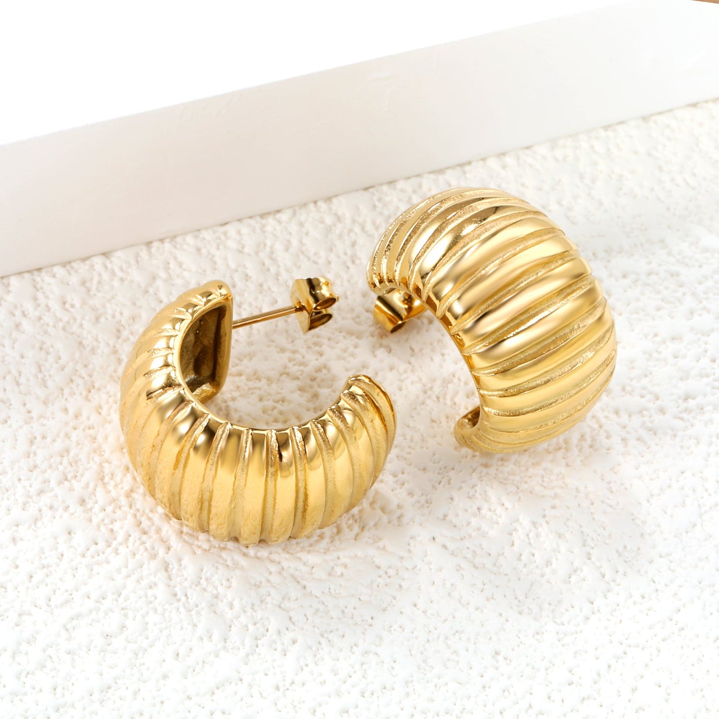 C-Shaped Horizontal Ripple Stud Earrings 14.8*25mm Gold Color asonjewelry
