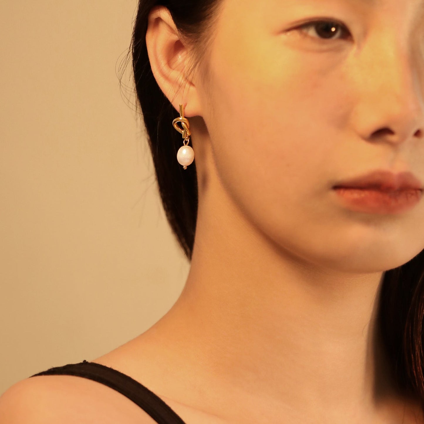 2024 Spring Rope Knot with White Pearls 8*9.4mm Earrings asonjewelry