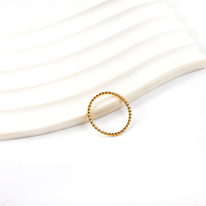 Spinning Minimalist Solitaire Ring