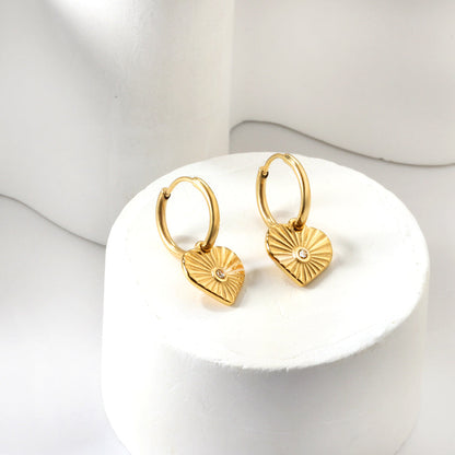 7x13mm Circle with Heart White Diamond Stud Earrings asonjewelry