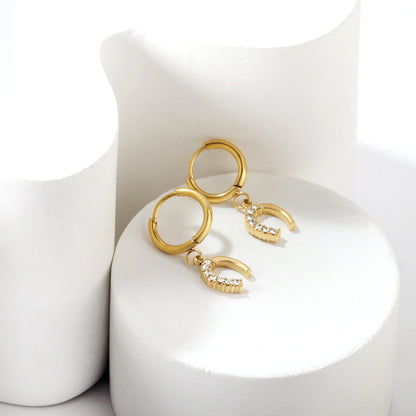 1.6x10mm circle with U-shaped white diamond stud earrings asonjewelry