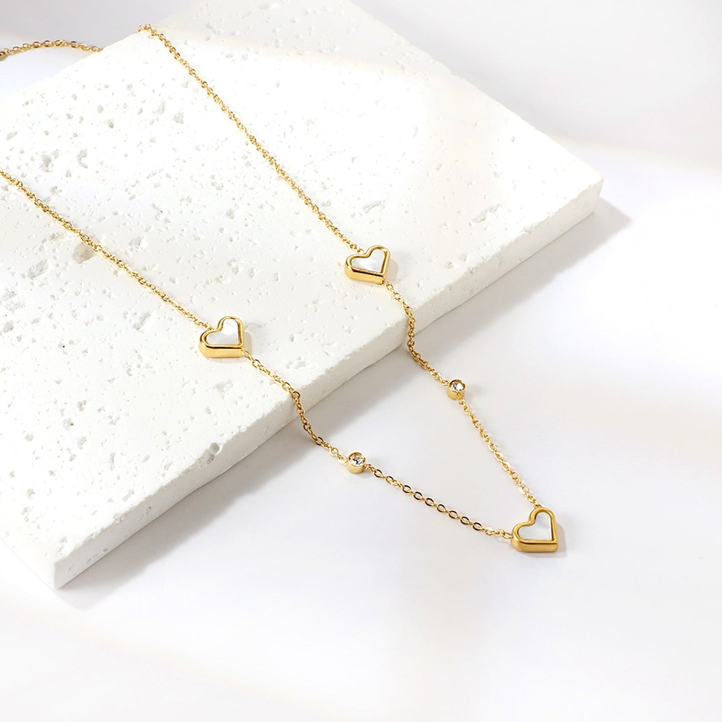 8*10mm 3 heart-shaped white/red/pink/green/black shells + 3.5mm 2 white diamond pendants 0.3 cross chain 41+5cm + 10*3mm square tag Necklace Gold asonjewelry