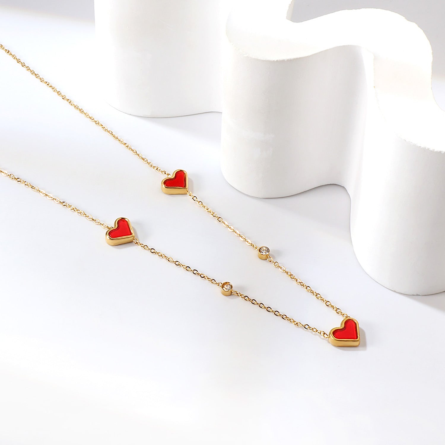 8*10mm 3 heart-shaped white/red/pink/green/black shells + 3.5mm 2 white diamond pendants 0.3 cross chain 41+5cm + 10*3mm square tag Necklace Gold asonjewelry