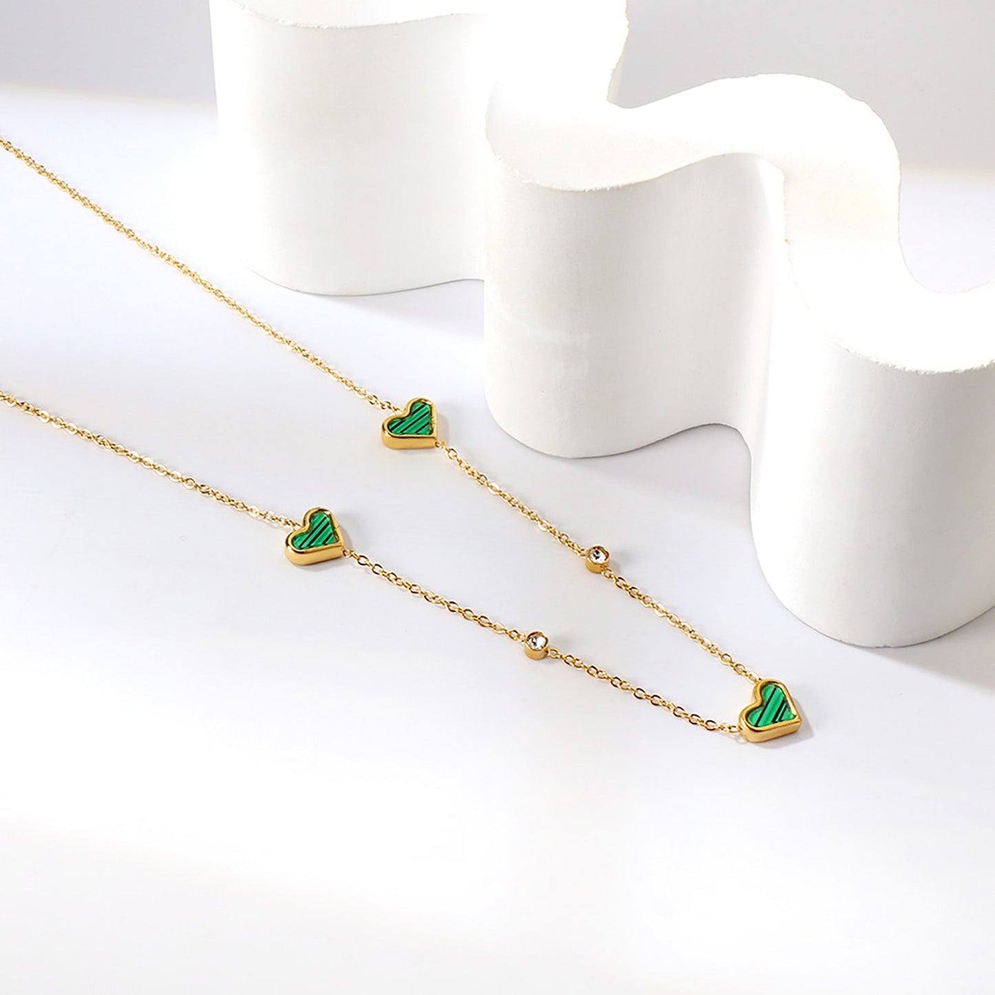 8*10mm 3 heart-shaped white/red/pink/green/black shells + 3.5mm 2 white diamond pendants 0.3 cross chain 41+5cm + 10*3mm square tag Necklace Gold asonjewelry