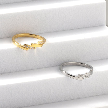 A beautifully designed ring with small round diamonds. asonjewelry