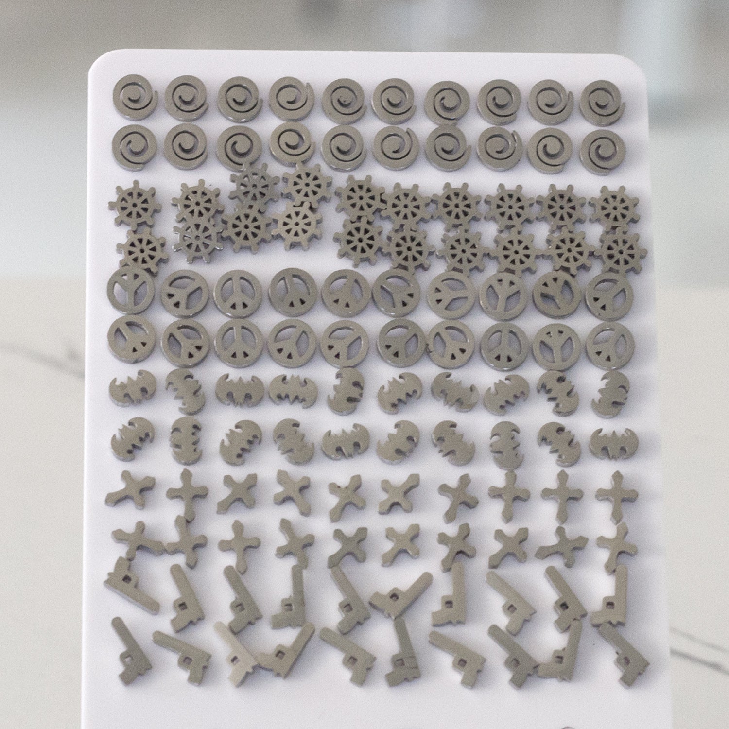 Snapback Steel Cutout Stud Earrings without Diamonds asonjewelry