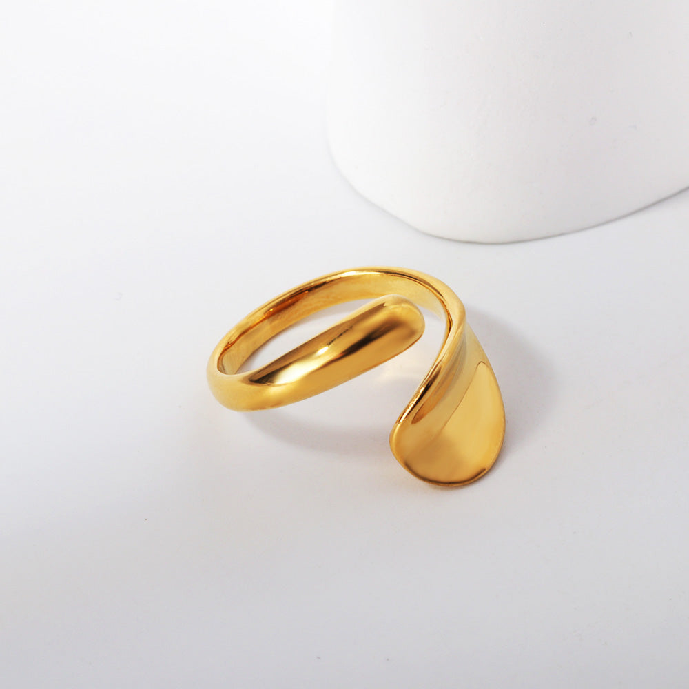 ASON Polished Minimalist Scalloped Ring asonjewelry